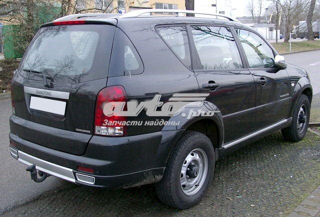 Vidro de carroçaria (da seção de bagagem) esquerdo para SsangYong Rexton (RJ)