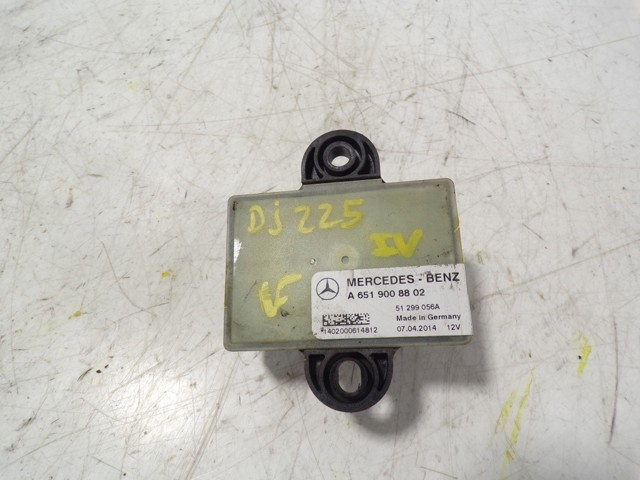 Реле свечей накала A6519008802 Mercedes