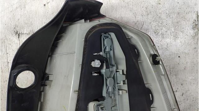 Фонарь задний левый 13305774 Opel