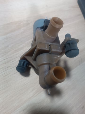 Кран печки (отопителя) Mercedes A0018300684 цена, от 48.19 USD