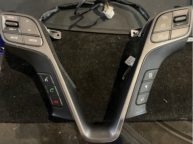 967102W000 Hyundai/Kia 