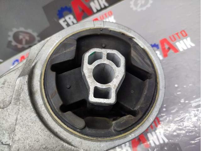94543716 General Motors Задняя подушка двигателя