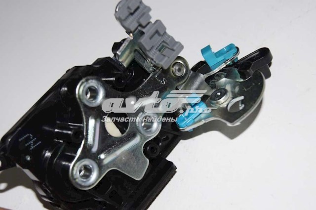 Замок двери задней левой 96305419 General Motors