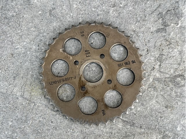 Engrenagem de cadeia da roda dentada da árvore distribuidora de motor Fiat/Alfa/Lancia 55195294 preço, a partir de 23,61 USD