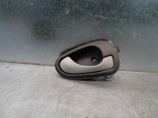 Купить MR911088 Mitsubishi Внутренняя дверная ручка