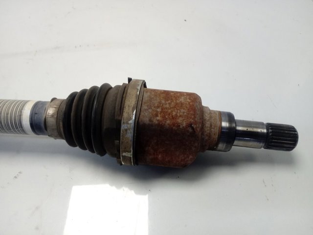 9816028680 Peugeot/Citroen Полуось передняя, правая