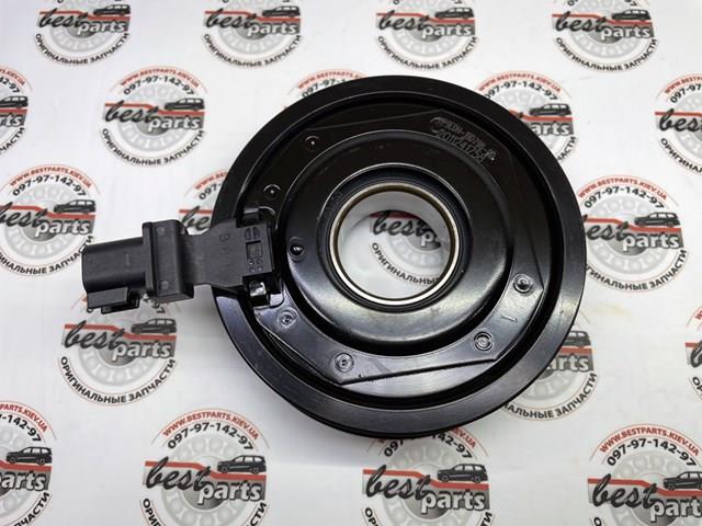 LR027782 Land Rover Шкив компрессора кондиционера