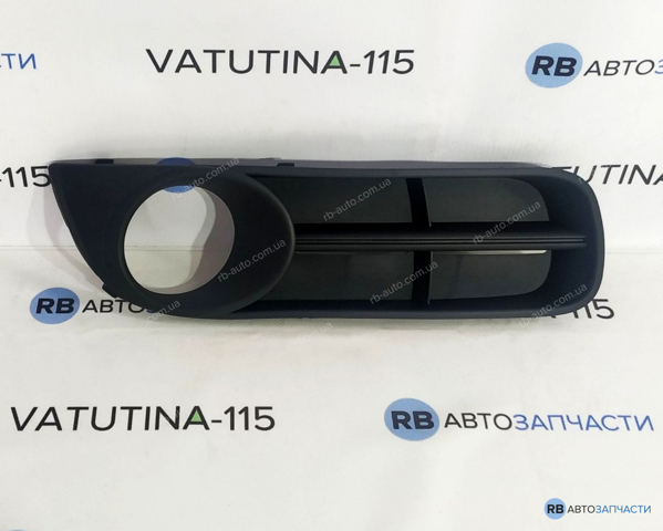 Купить FP6408912 FPS Заглушка (решетка) противотуманных фар бампера переднего правая