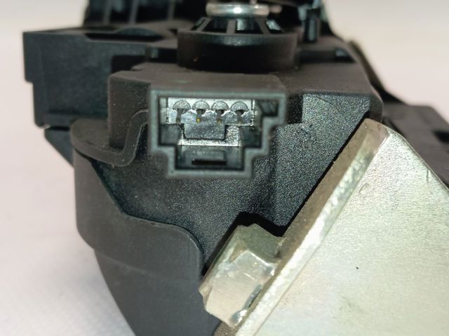 Замок двери багажника Porsche 7P0827505K цена, от 139.36 USD