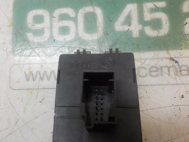  Fiat/Alfa/Lancia 61045900 цена, от 6.09 USD