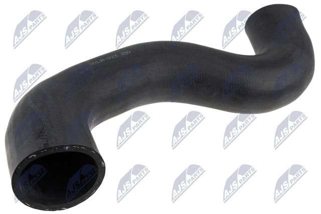 LR067016 Land Rover Патрубок интеркуллера