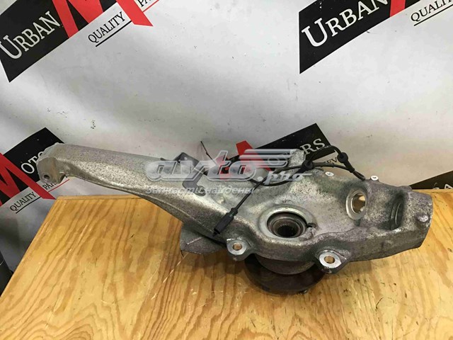 LR078377 Land Rover Цапфа - поворотный кулак передний, левый