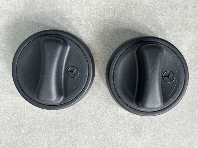 Tampa (tampão) do tanque de combustível A1404700005 Mercedes