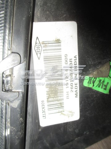 Правая фара 260108743R Nissan/Infiniti