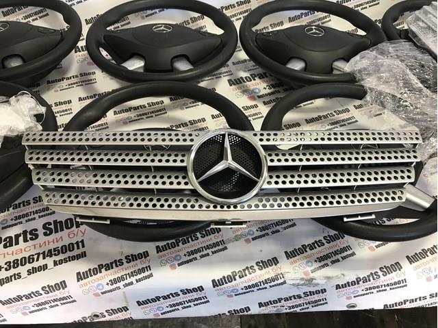 Решетка Mercedes A2038801283
