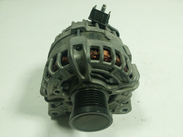 Автомобильный генератор Renault (RVI) 231002175R цена, от 162.06 USD
