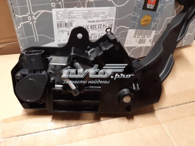 7423328371 Renault (RVI) Педали газа