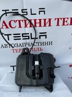 Купить 149040000C Tesla Бачок омывайки