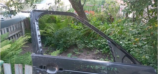 Дверь передняя правая LR080195 Land Rover