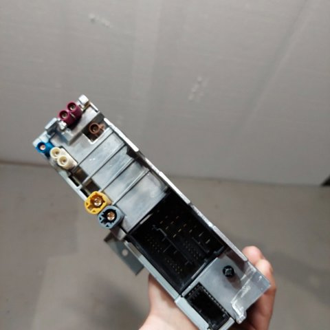 Магнитола (радио AM/FM) VAG 4G1035025B цена, от 177.37 USD