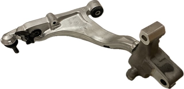 Рычаг передний нижний левый Nissan/Infiniti 545011DR0A