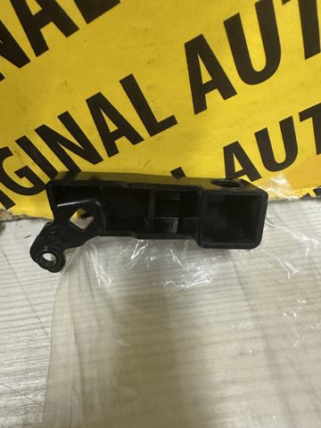 B0P9500T1B Mazda 
