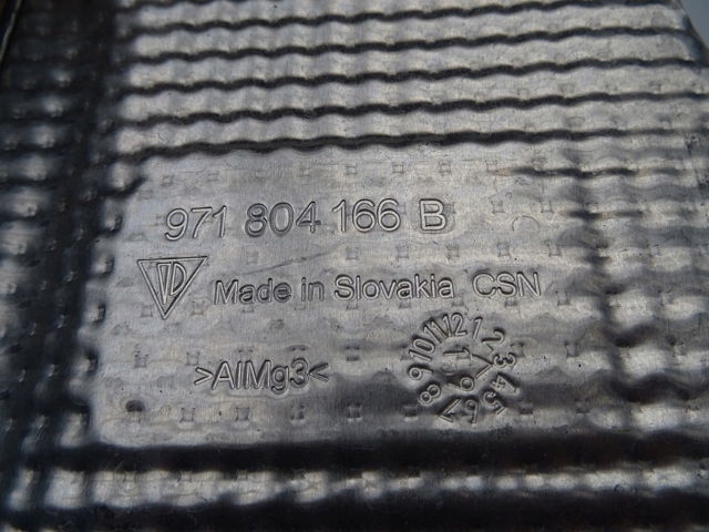 971804166B Porsche 