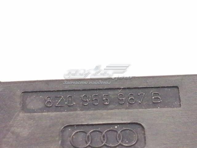 Форсунка омывателя фары передней на Audi A2 8Z0