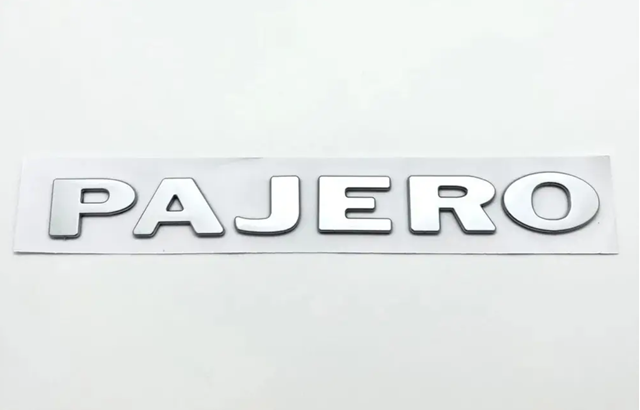 Emblema do pára-lama dianteiro para Mitsubishi Pajero (V2W, V4W)