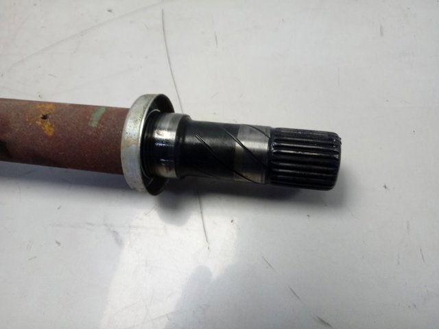Правая полуось 391001063R Renault (RVI)