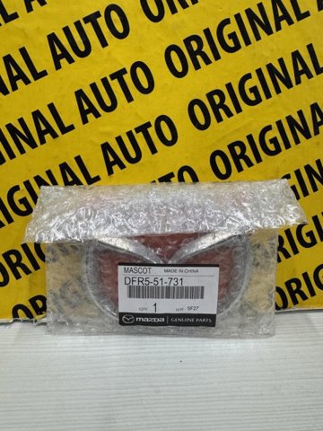 Эмблема крышки багажника DFR551731 Mazda