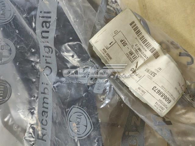 Guardabarros interior, aleta trasera, derecho 60688673 FIAT