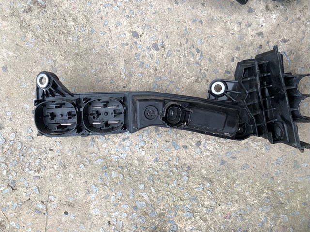  9339825 BMW