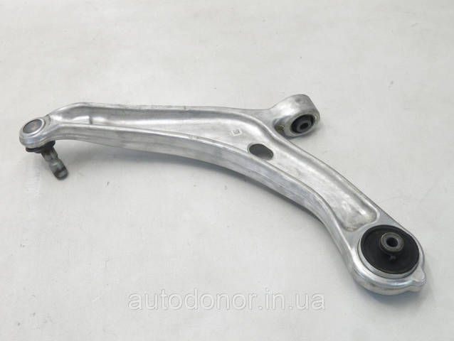 Передний нижний рычаг Nissan/Infiniti 545005MR0A