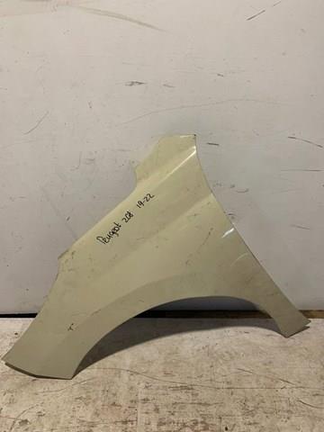 7840R9 Peugeot/Citroen Pára-lama dianteiro esquerdo