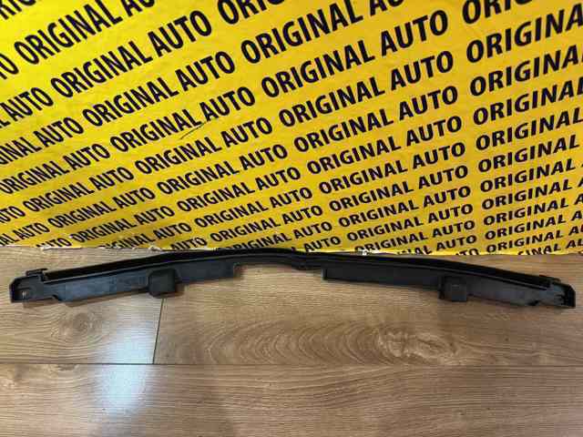 Купить PAF115411 Mazda Верхний дефлектор радиатора