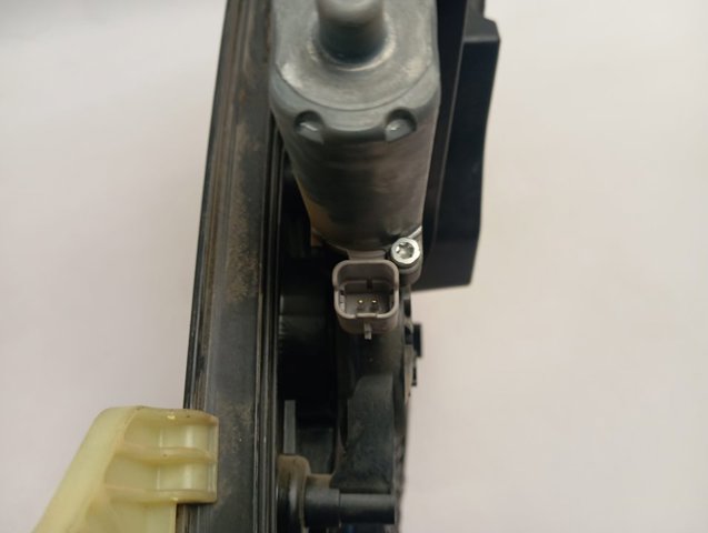 Купить 9840175680 Peugeot/Citroen Подъемник механический ветрового стекла