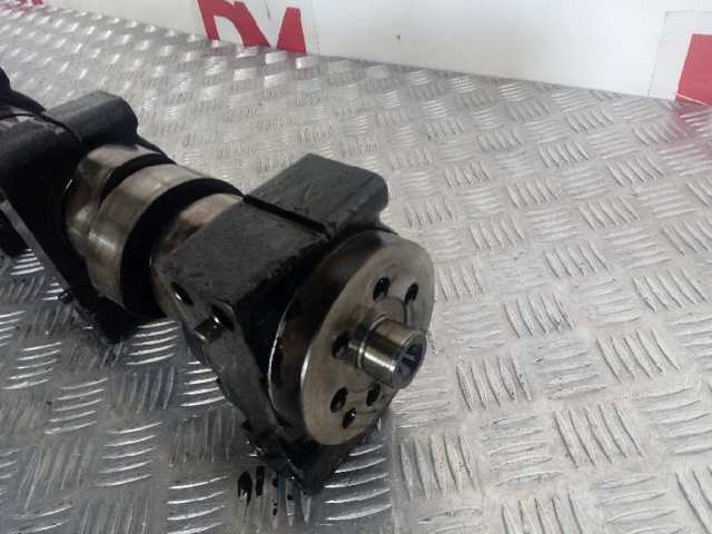 Купить 3165224 Volvo Распредвал