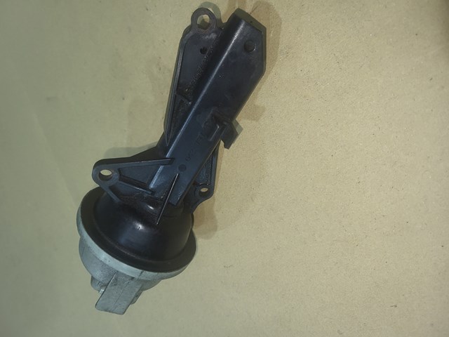 042797 Ford 
