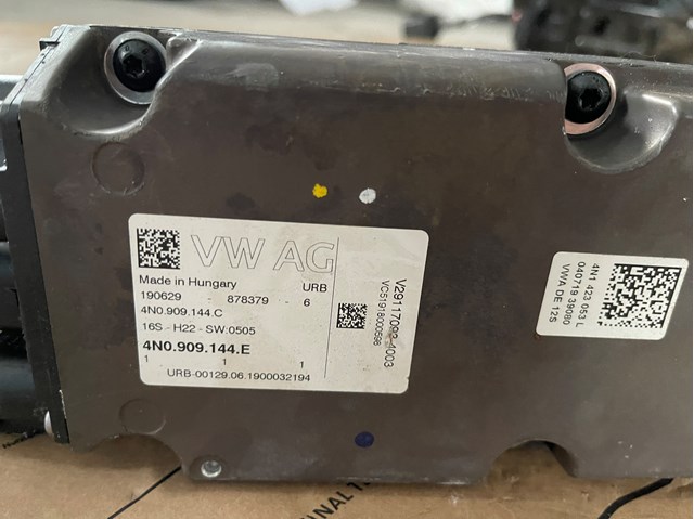 Реечный рулевой механизм VAG 4N0909144C цена, от 791.84 USD