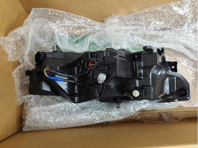 Фара левая Nissan/Infiniti 260606RR6D цена, от 237.88 USD