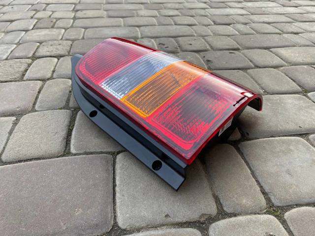Задний фонарь 956888E Polcar