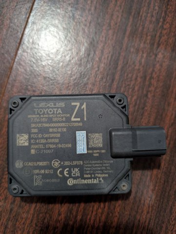 881620E130 Toyota Датчик контроля мертвой зоны задний