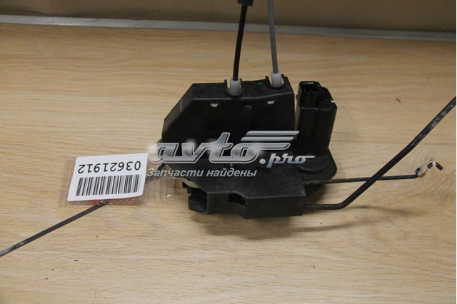 814100X000 Hyundai/Kia Замок двери задней левой