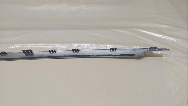 Купить 31663566 Volvo Молдинг бампера заднего центральный