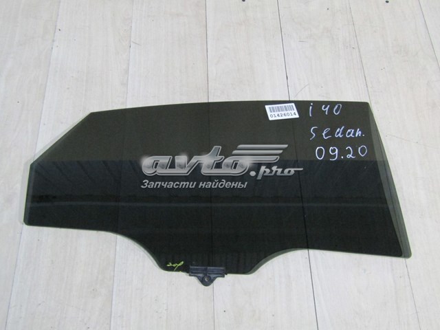 834213Z310 Hyundai/Kia vidro da porta traseira direita