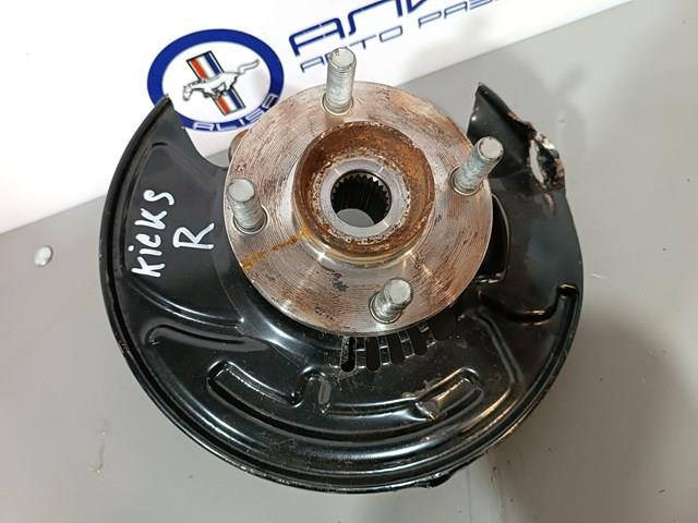 Цапфа передняя правая 400145RF0A Nissan/Infiniti