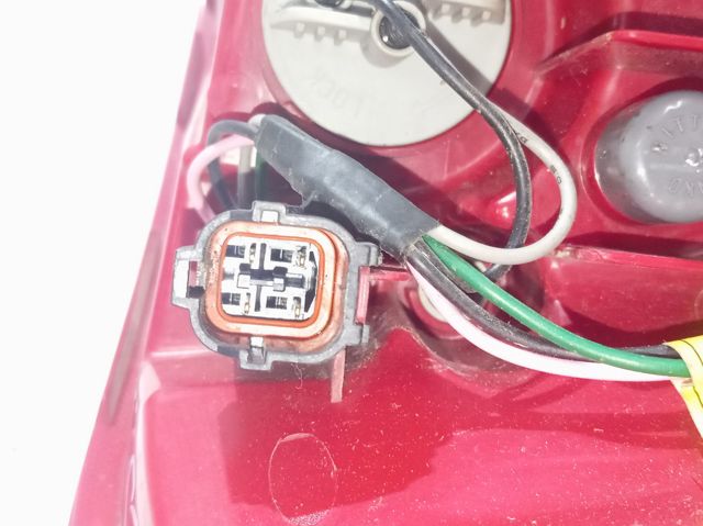  Hyundai/Kia 92401C5012 цена, от 300.77 USD