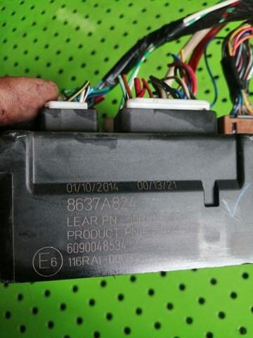 Купить 8637A824 Mitsubishi Монжатный блок реле