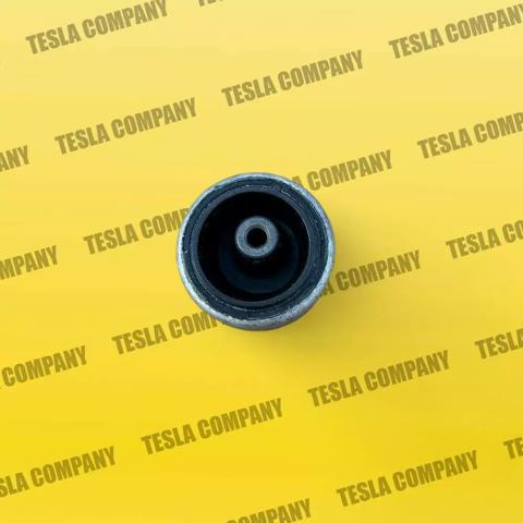  167362700D Tesla Motors